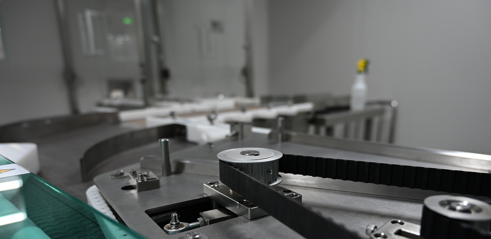 给实验室装上智慧的大脑 <br>再让它自己动起来